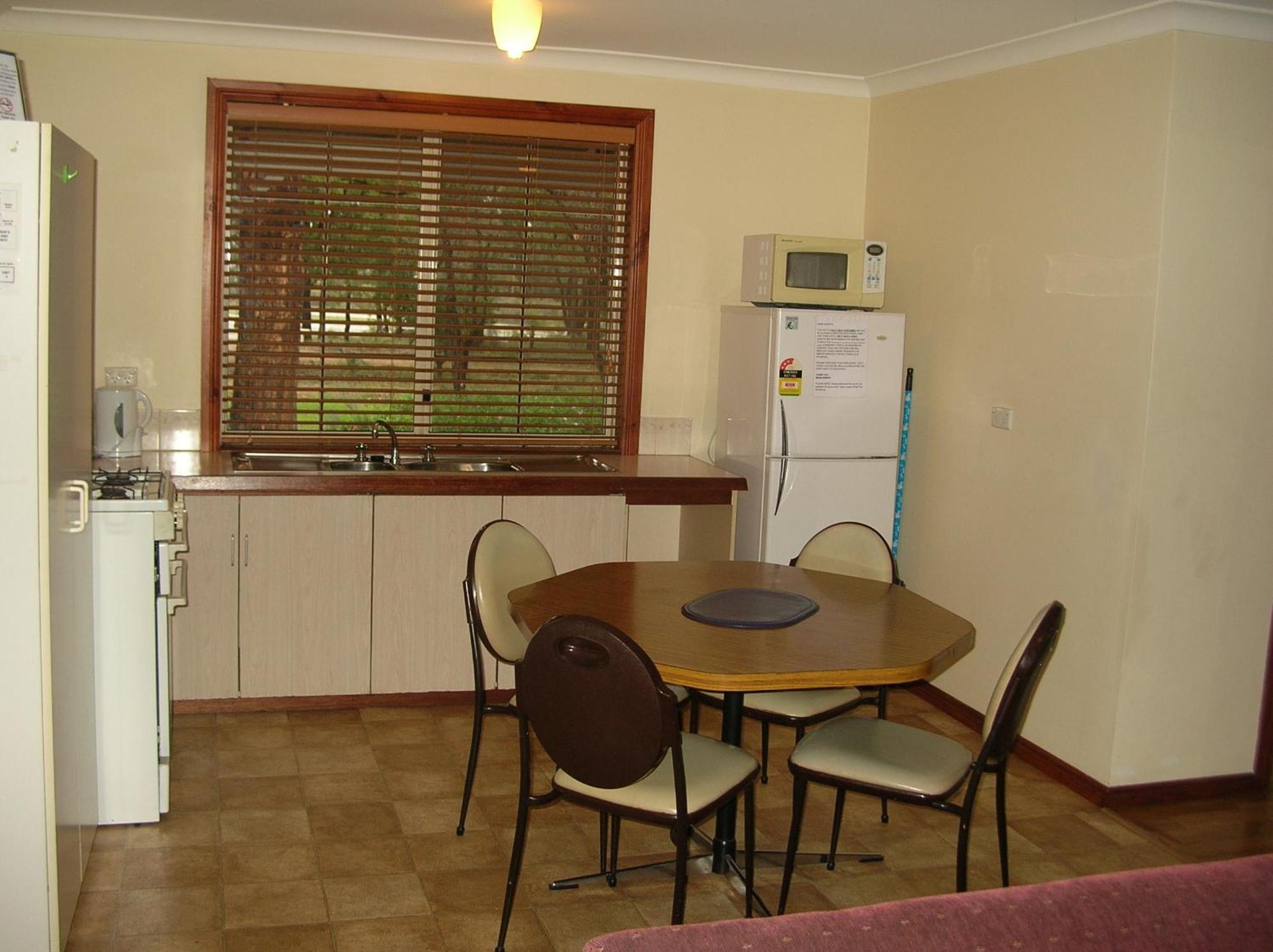 Mundaring Travellers Rest Motel מראה חיצוני תמונה